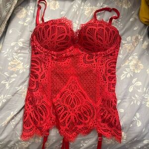 Red VS push-up corset